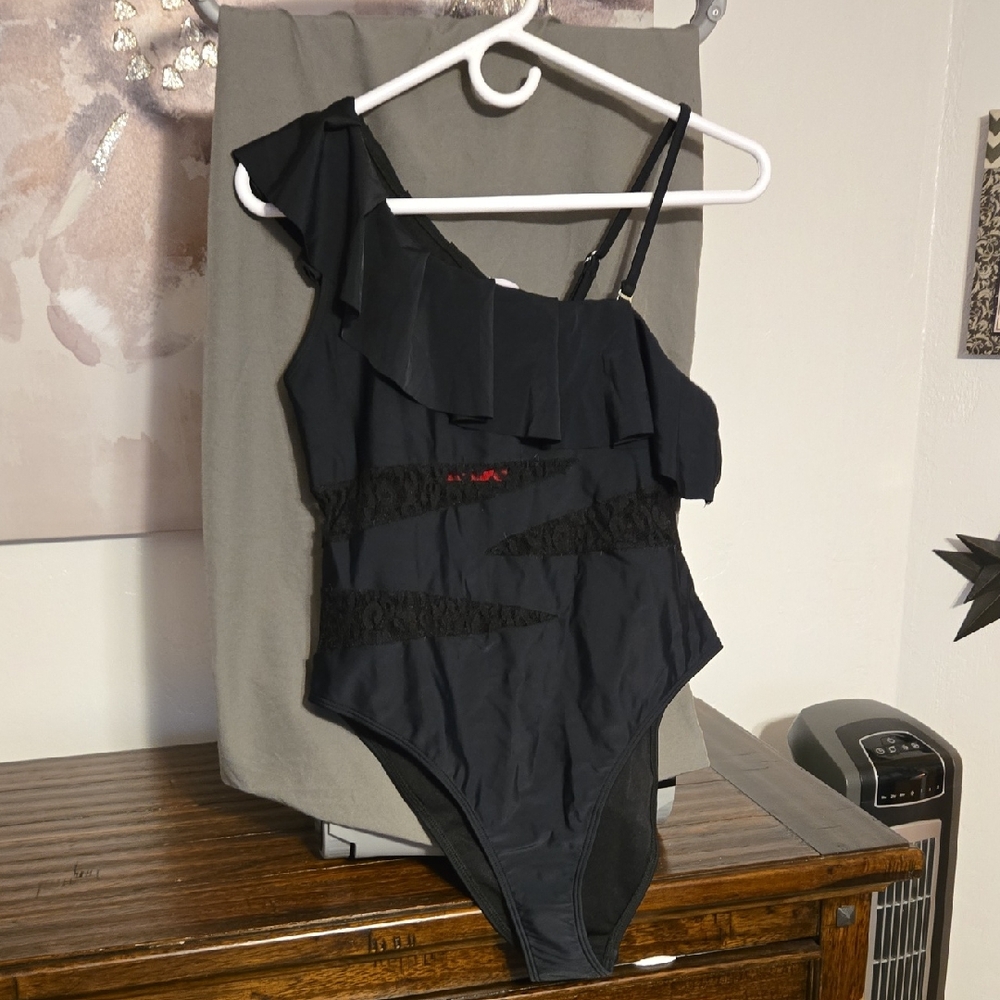 Jess Lea Black One-Shoulder Swimsuit with Ruffle Detail L